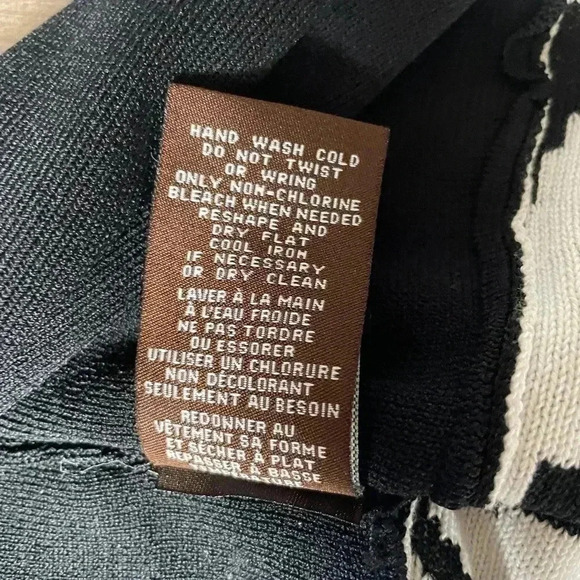 ❤️2/$50❤️Adrienne Vittadini Abstract Knitted Open Cardigan- US XL - Picture 5 of 6